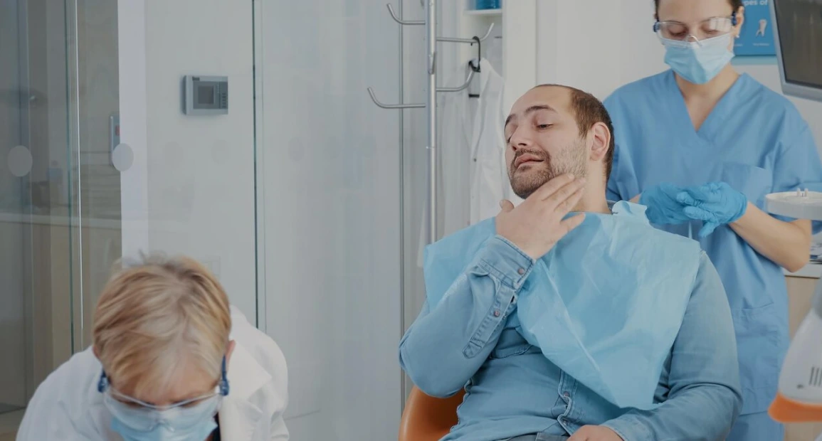 TMJ and Jaw Pain Signs, Causes & How a Dentist Can Help