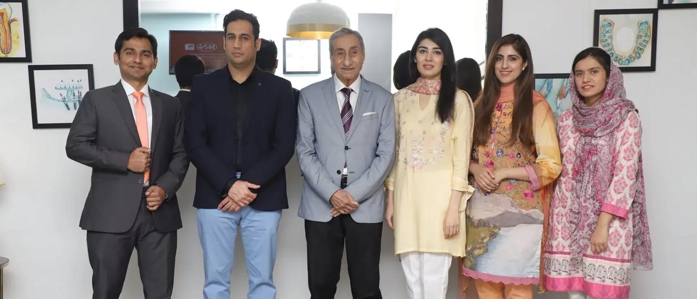 Best dentist lahore in Pakistan